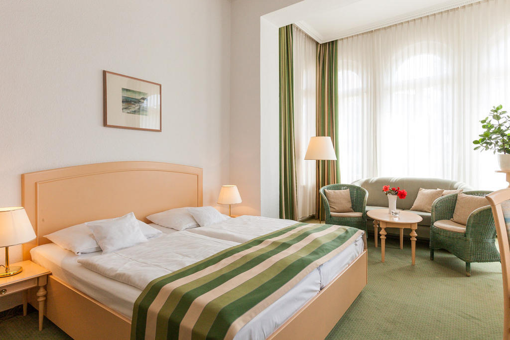 Hotel Villa Auguste Viktoria Heringsdorf  Pokoj fotografie