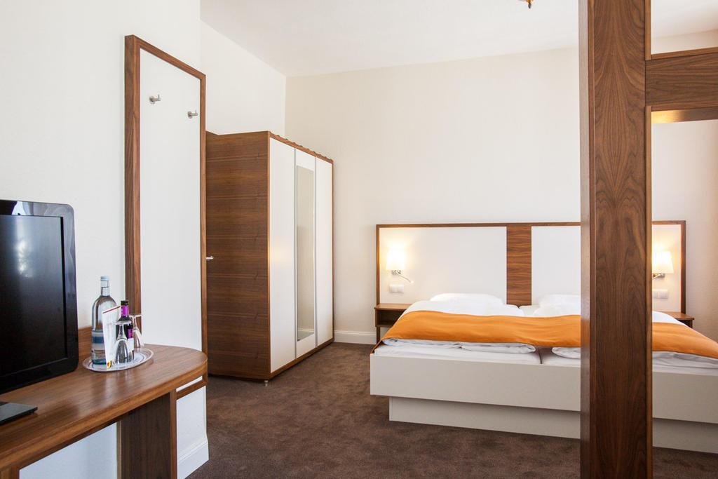 Hotel Villa Auguste Viktoria Heringsdorf  Pokoj fotografie